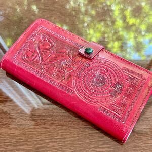 Vintage Embossed Red Leather Wallet – Aztec Calendar & Egyptian Sphinx Design